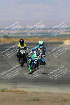 media/Aug-13-2023-CRA (Sun) [[1cfc37a6fb]]/Race 4 400 Superbike/Race/